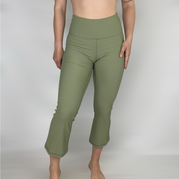 Athleta Pants - ATHLETA Elation Rib Crop Flare High Waisted Stretch‎ Green Gym Workout Yoga Sz S